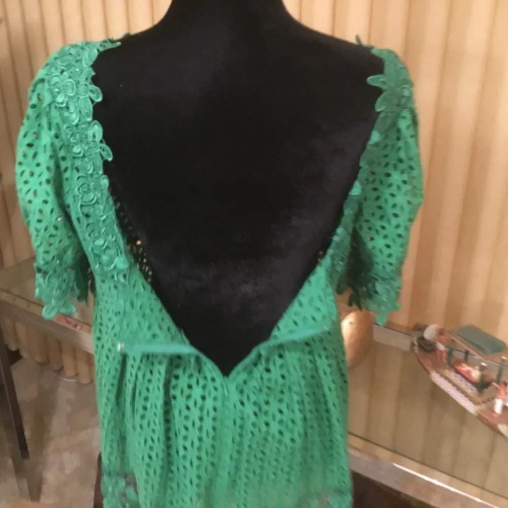 MODA International smock eyelet puff sleeve top - Picture 12 of 15